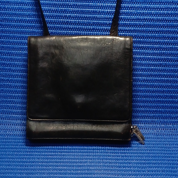 Hobo - Picture 1 of 14